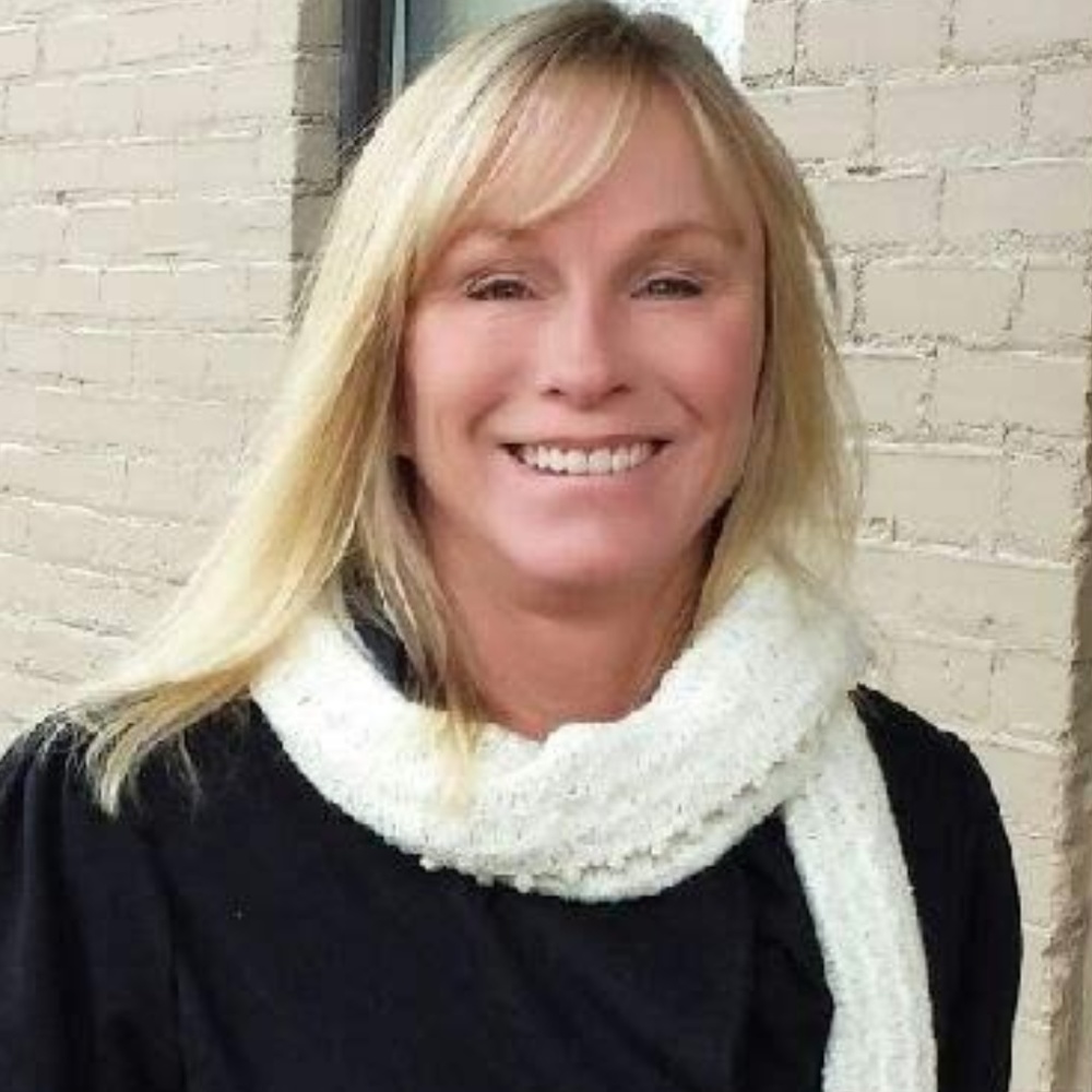 Meet your Posher, Edie